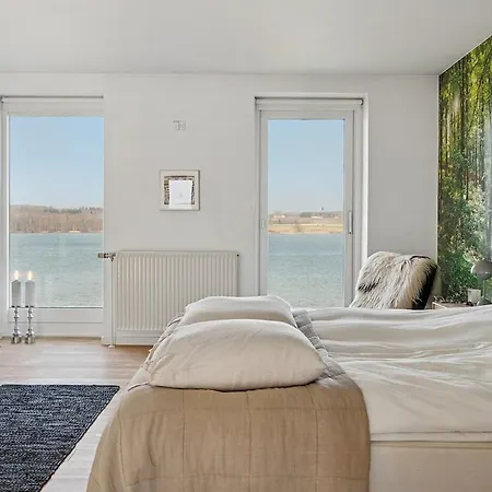 By The Sea Villa *